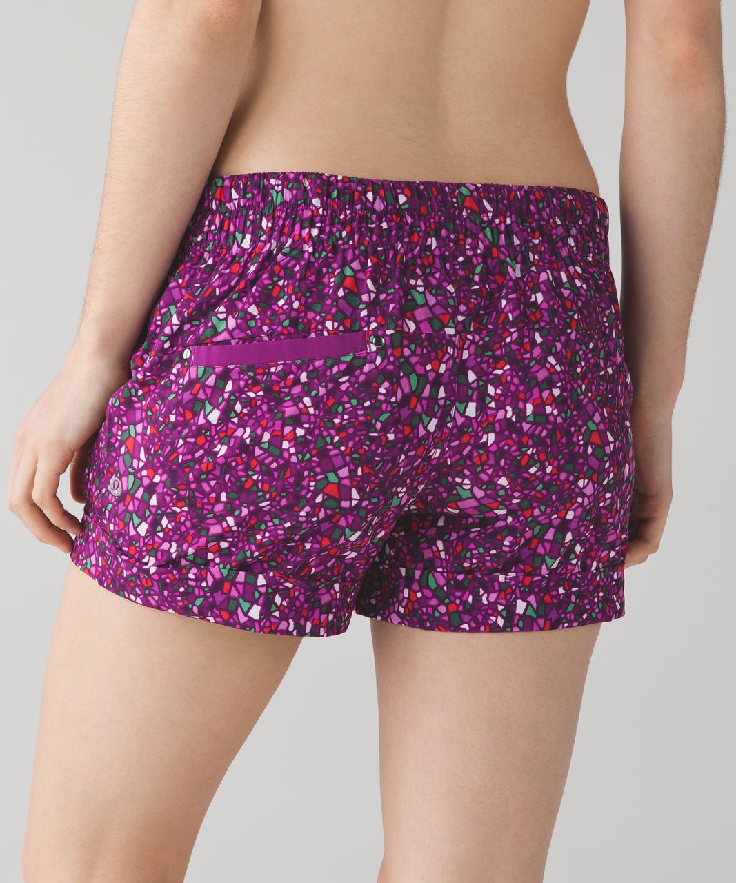 Lululemon Spring Break Away Short - Paradise Camo Multi