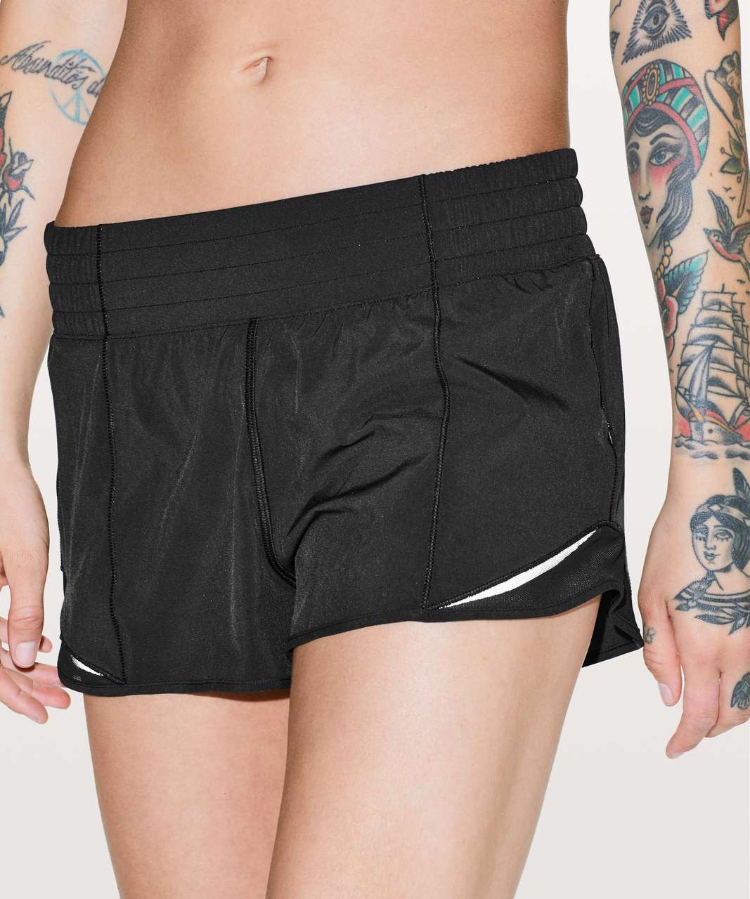 Lululemon Hotty Hot Short *High-Rise 2.5" - Black (First Release