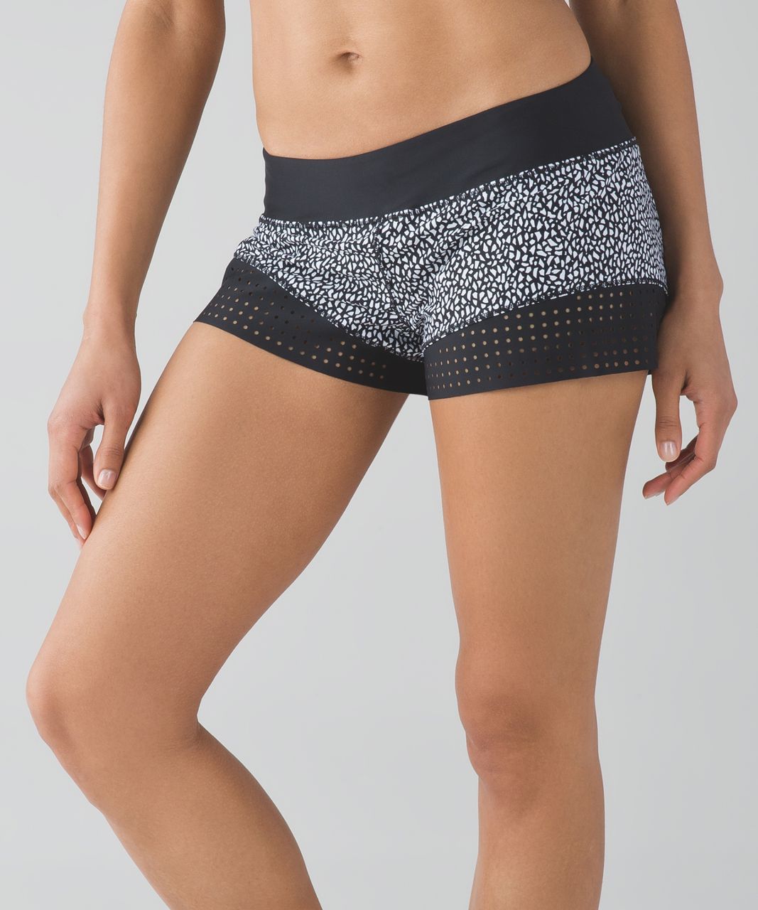 Lululemon Stride To Tide Short - Miss Mosaic Black / Black