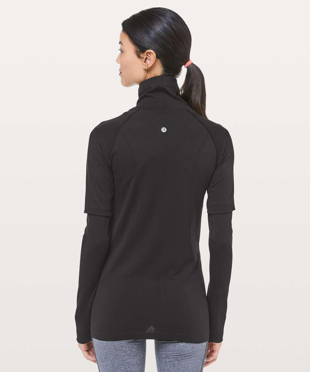 Lululemon Swiftly Speed Turtleneck - Black / Black