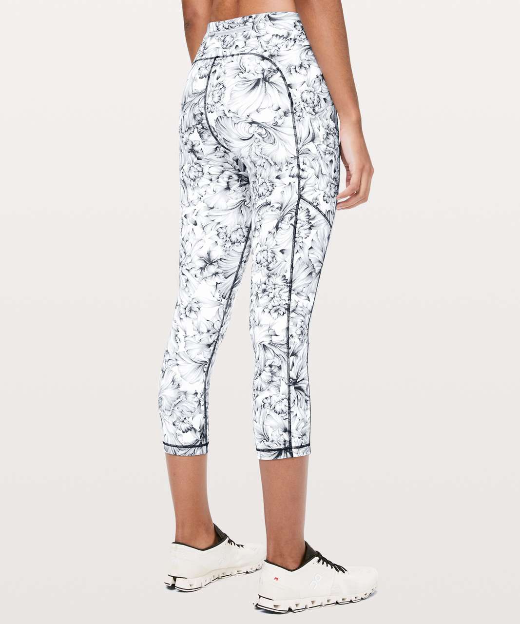 Lululemon Speed Up Crop *21 Lululemon Speed Up Crop *21