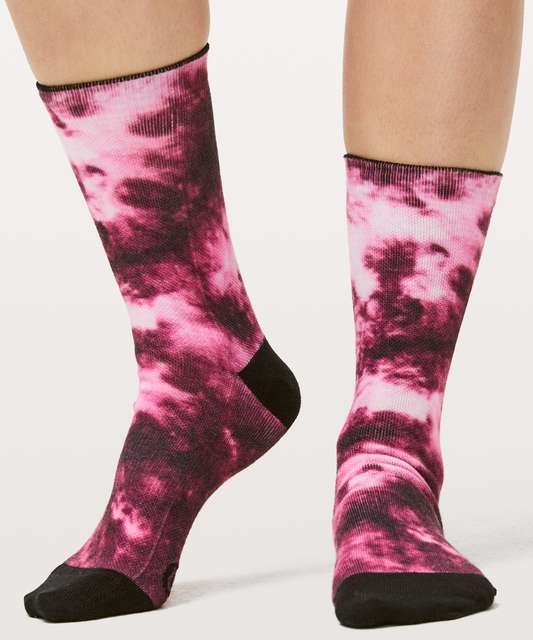 Lululemon True Crew Sock - Tie Dye Socks Black - lulu fanatics