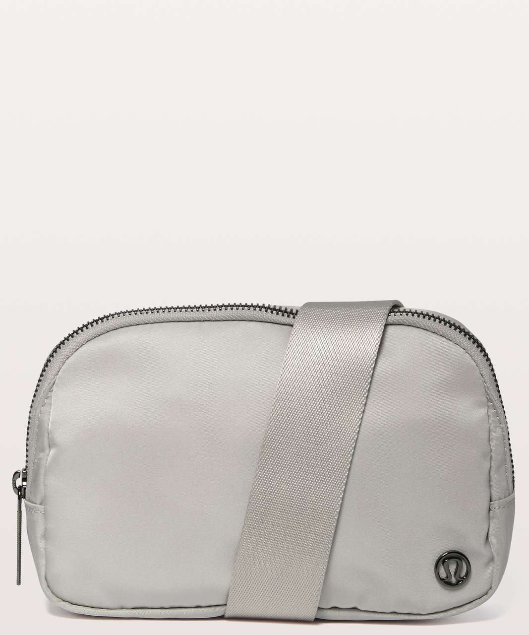 lululemon everywhere belt bag silver