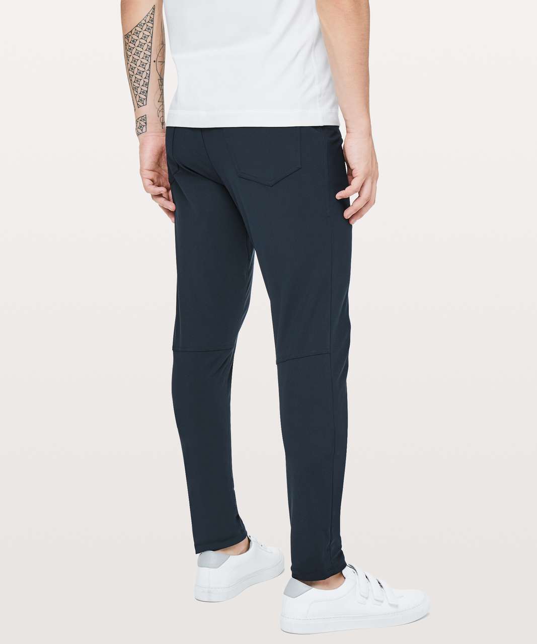 Lululemon Men's ABC Pant Slim 34” LM5983S HDNY Heather Blue Size 28, Men's  Fashion, Bottoms, Trousers on Carousell