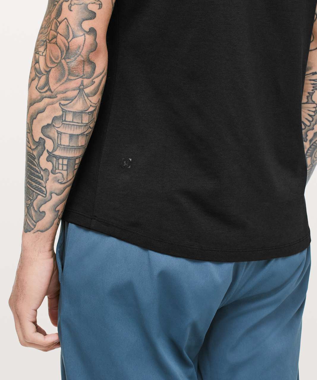 Lululemon 5 Year Basic Tee *Be Alive - Black