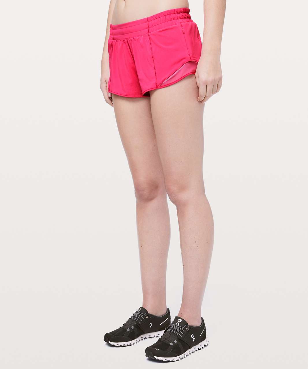 Lululemon Hotty Hot Low-Rise LR Short 2.5 Sonic Pink ~ Size 0