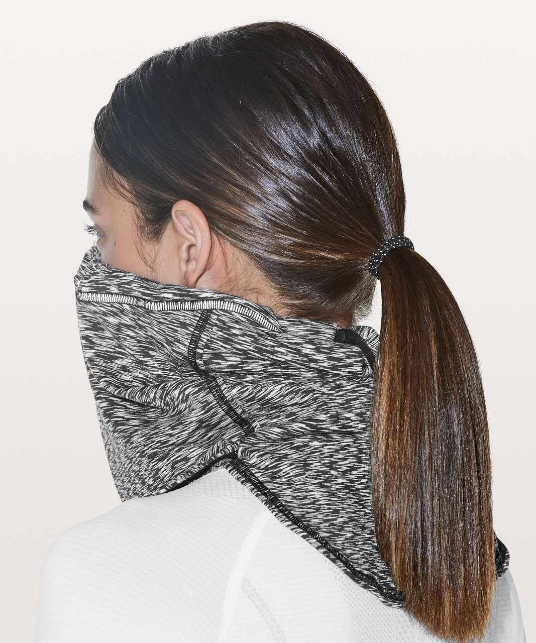 Lululemon Cross Chill Run Neckwarmer - Spaced Out Space Dye Black White