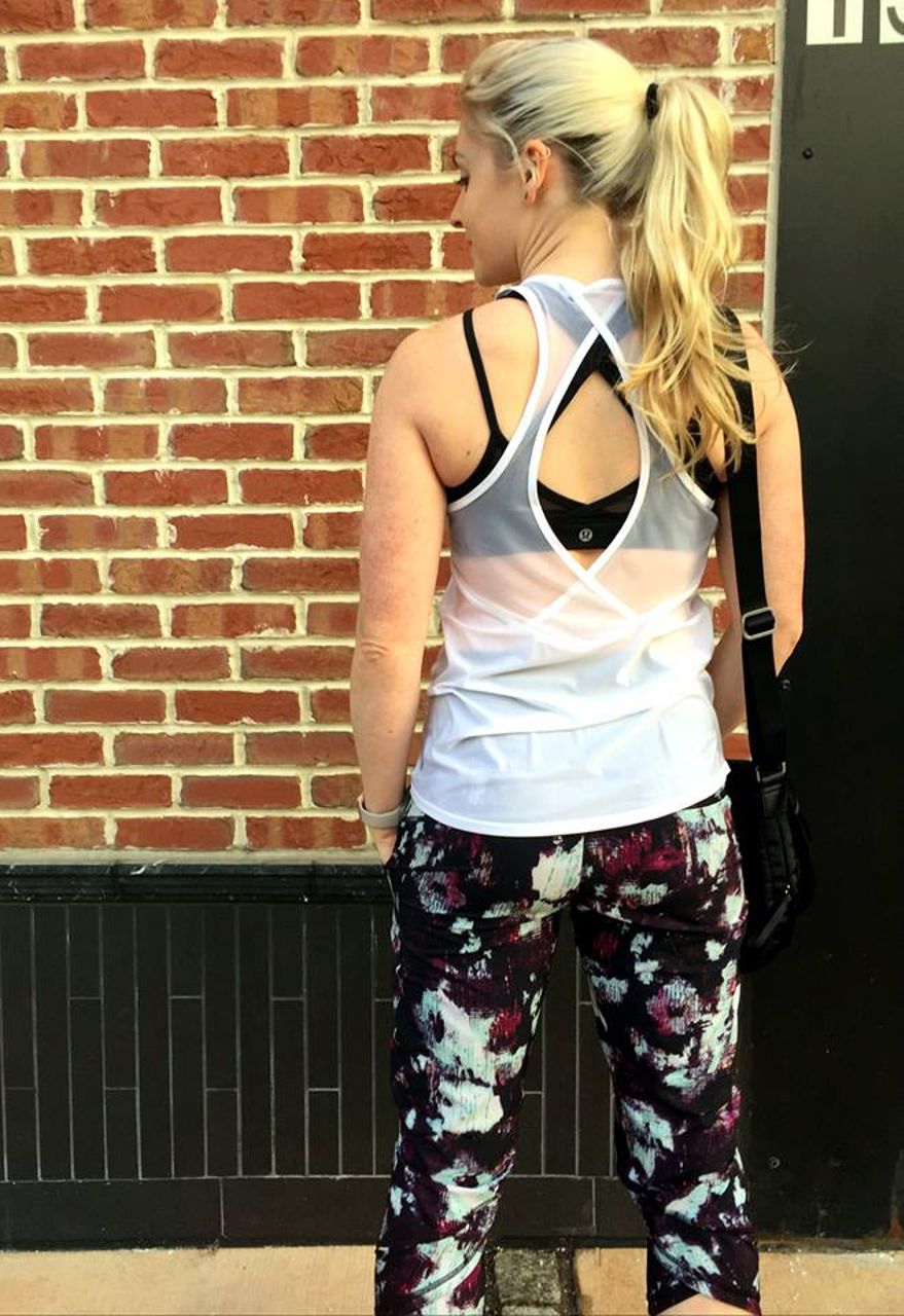 Lululemon Tranquil Crop - Kara Blossom Multi / Black