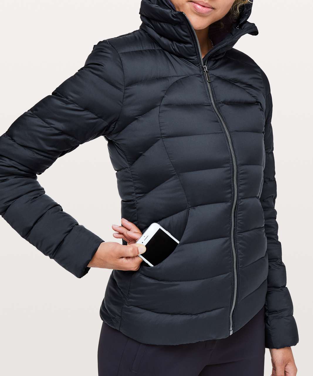 Lululemon Pack It Down Jacket Size 2 Black NWT Lightweight Down