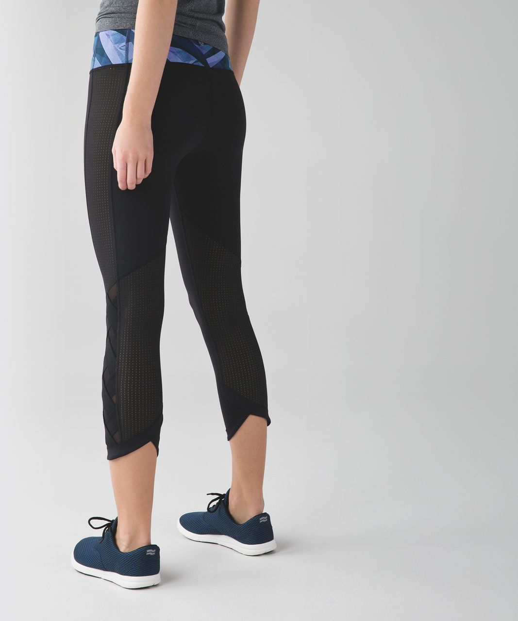 Lululemon Running in the City 7/8 Leggings Heathered Net Black