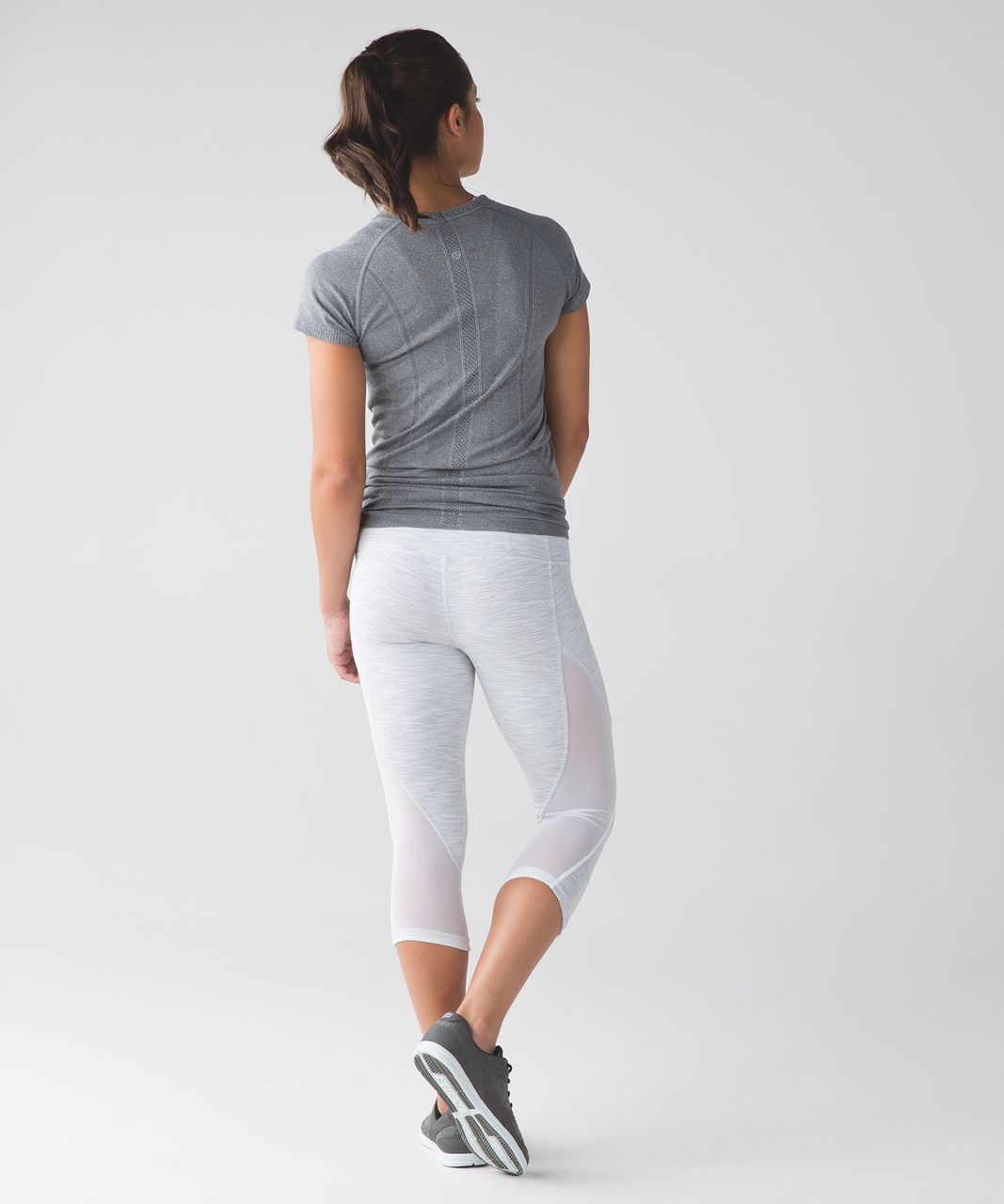 Lululemon Run With The Sun Crop - Wee Are From Space Nimbus Battleship / White