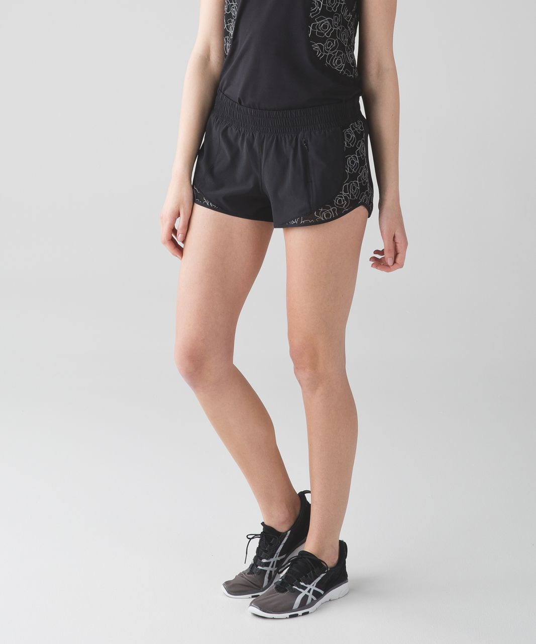 Lululemon Lucent Short - Black