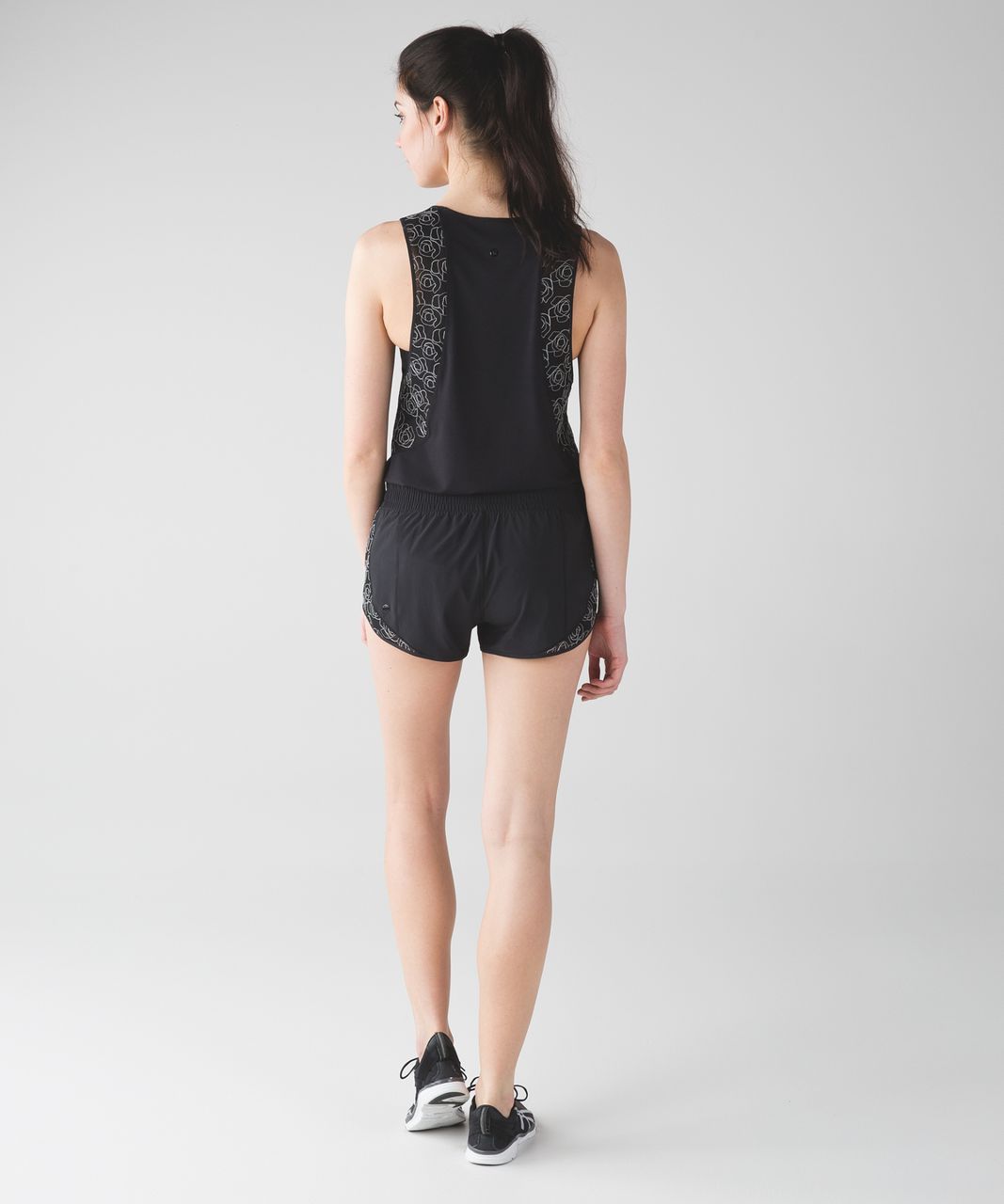 Lululemon Lucent Short - Black