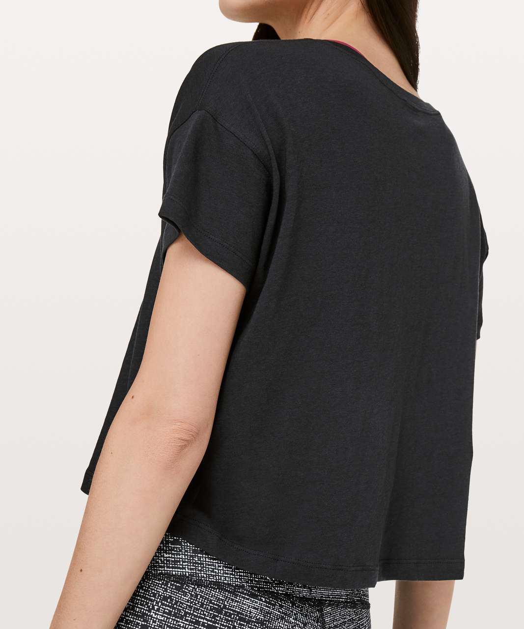 Lululemon Cates Tee *Light - Black