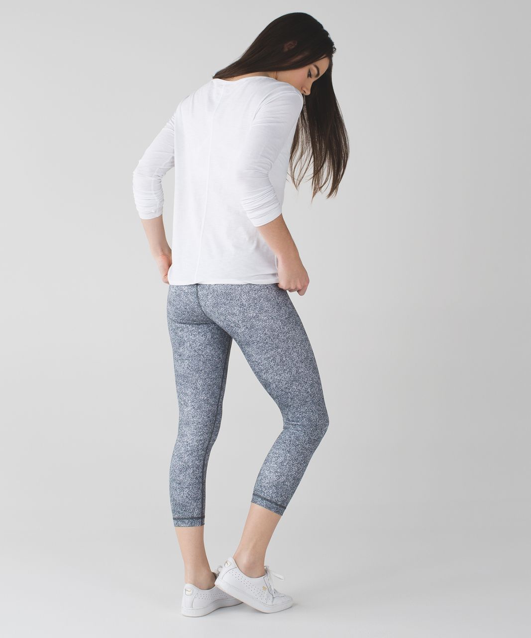 Lululemon Wunder Under Crop III - Rio Mist White Black - lulu fanatics