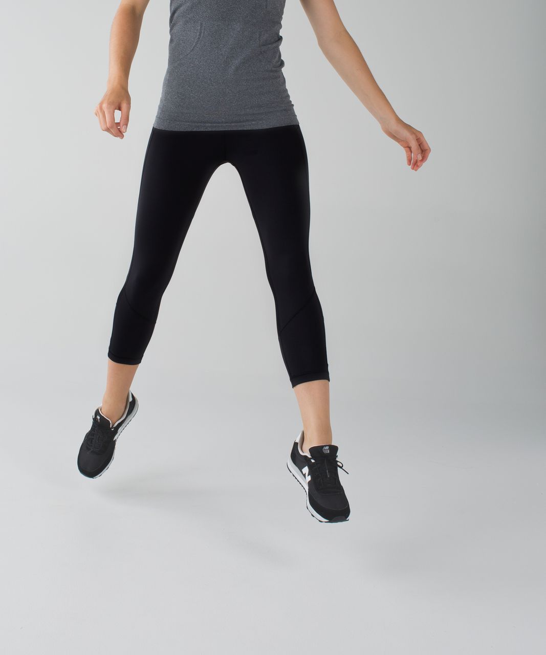 Lululemon Pace Rival Crop Black Ruched Ankle Side Pocket Active Leggings  Size 4 - $36 - From gracieumbrella