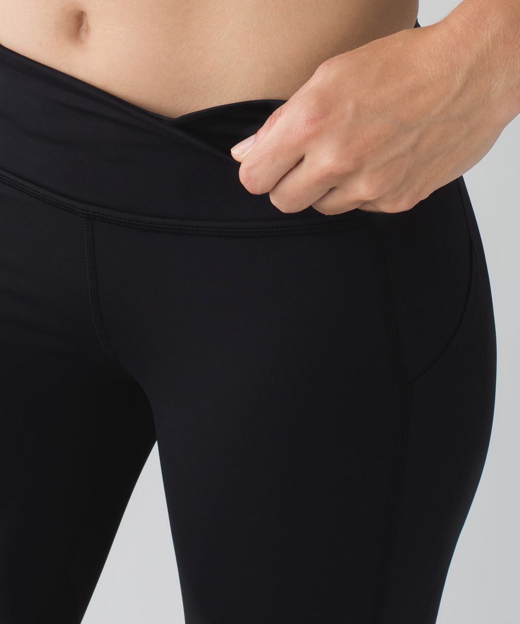 Lululemon Pace Rival Crop Black Ruched Ankle Side Pocket Active Leggings  Size 4 - $36 - From gracieumbrella