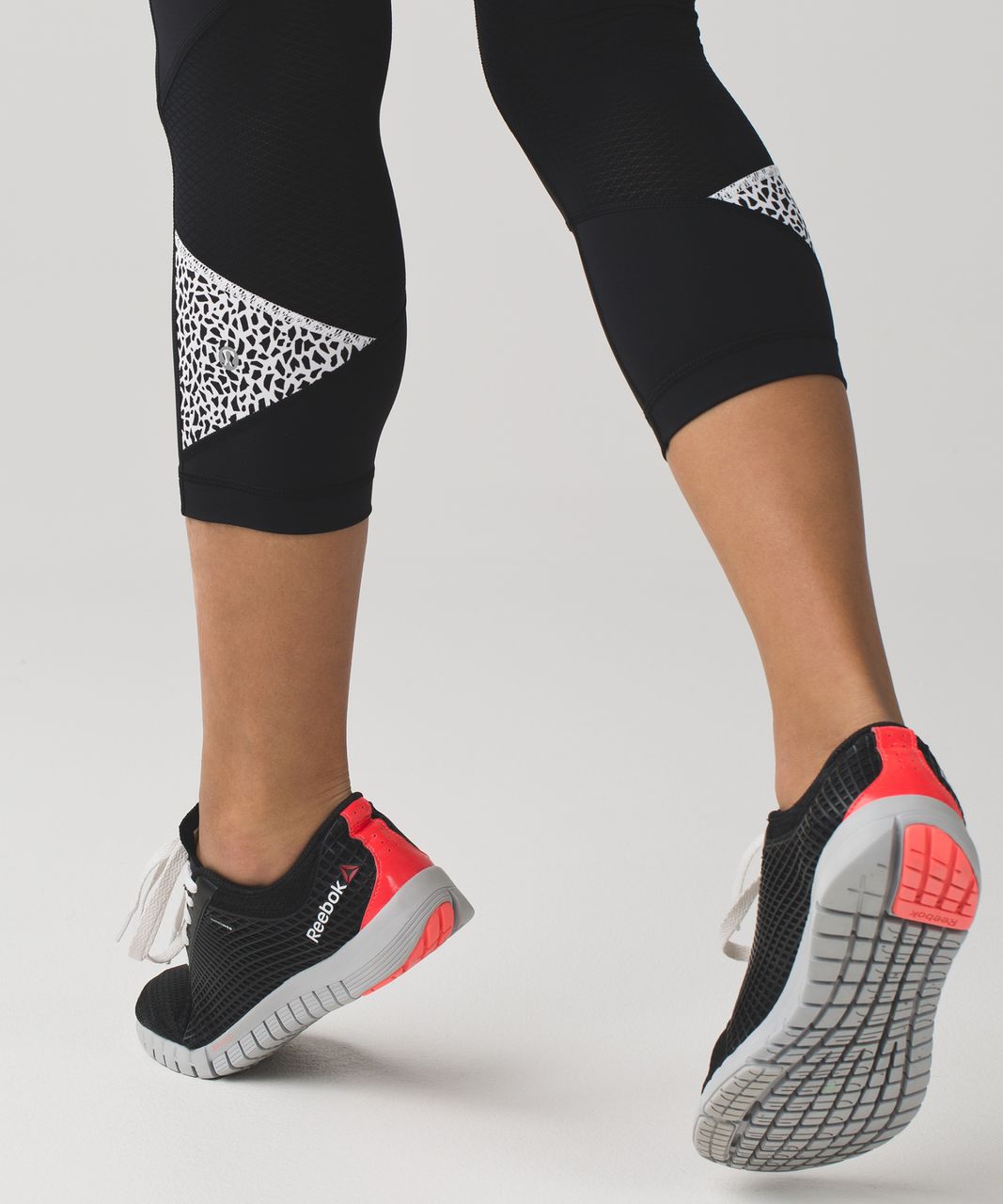 Lululemon Pace Rival Crop - Black / Miss Mosaic Black