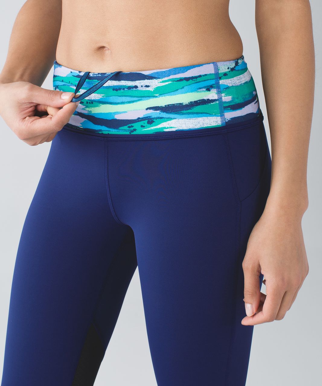 Lululemon Pace Rival Crop - Hero Blue / Seven Wonders Multi - lulu fanatics