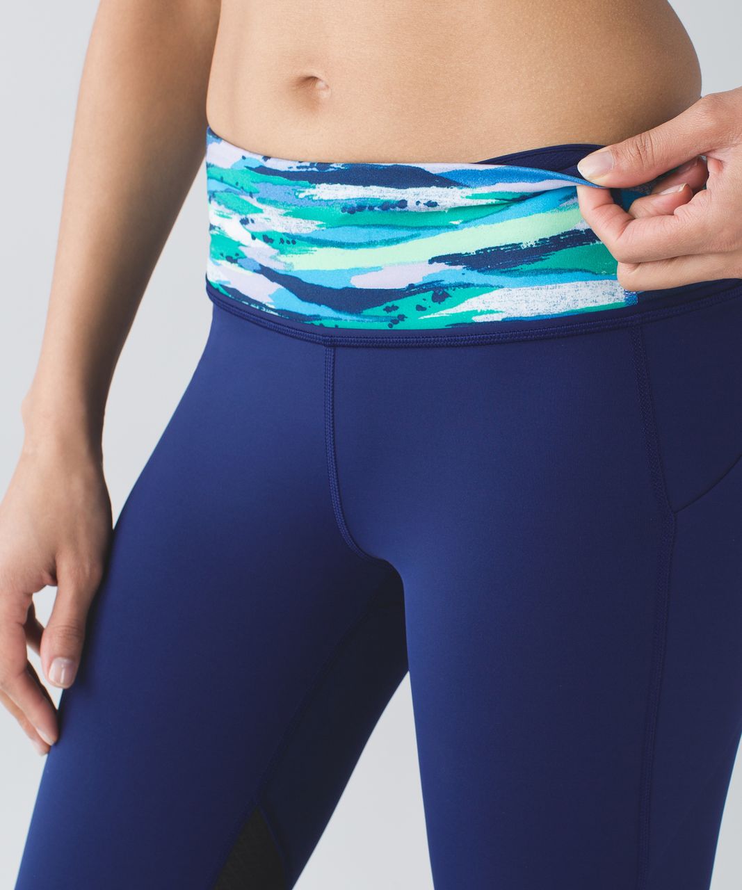 Lululemon Pace Rival Crop - Hero Blue / Seven Wonders Multi