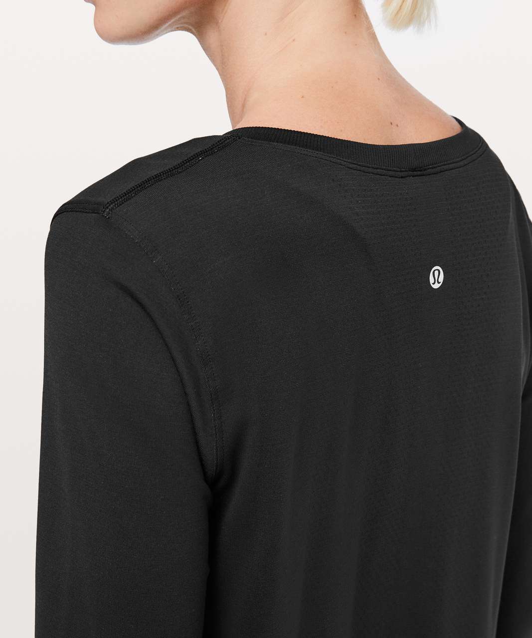 Lululemon Swiftly Tech Long Sleeve (Breeze) *Relaxed Fit - Black / Black (Second  Release) - lulu fanatics