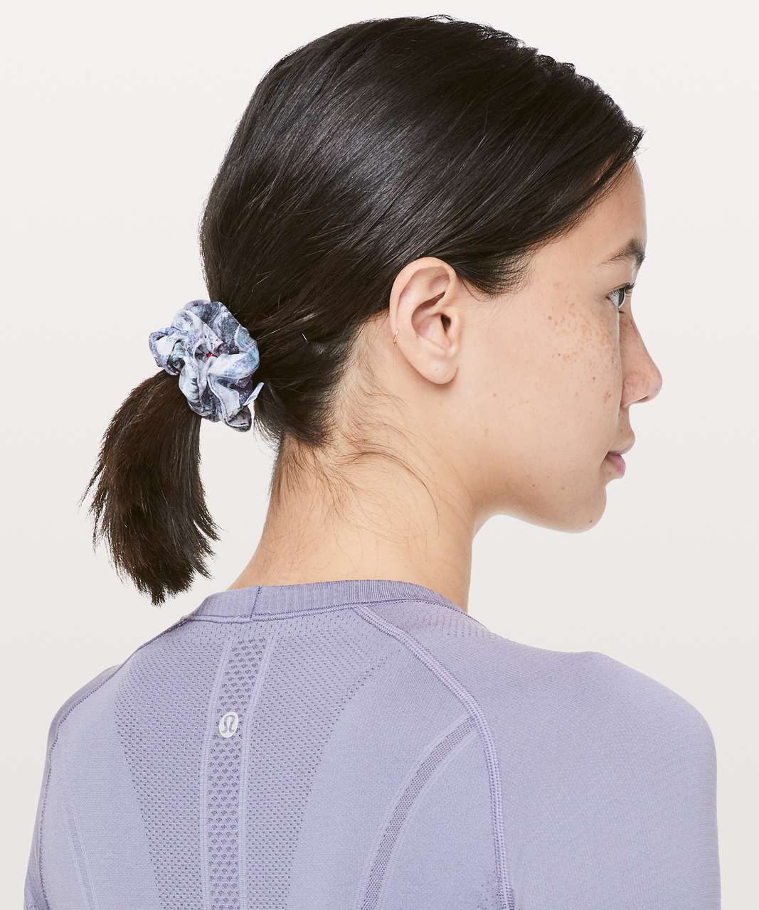 Lululemon Uplifting Scrunchie - Springscape Multi