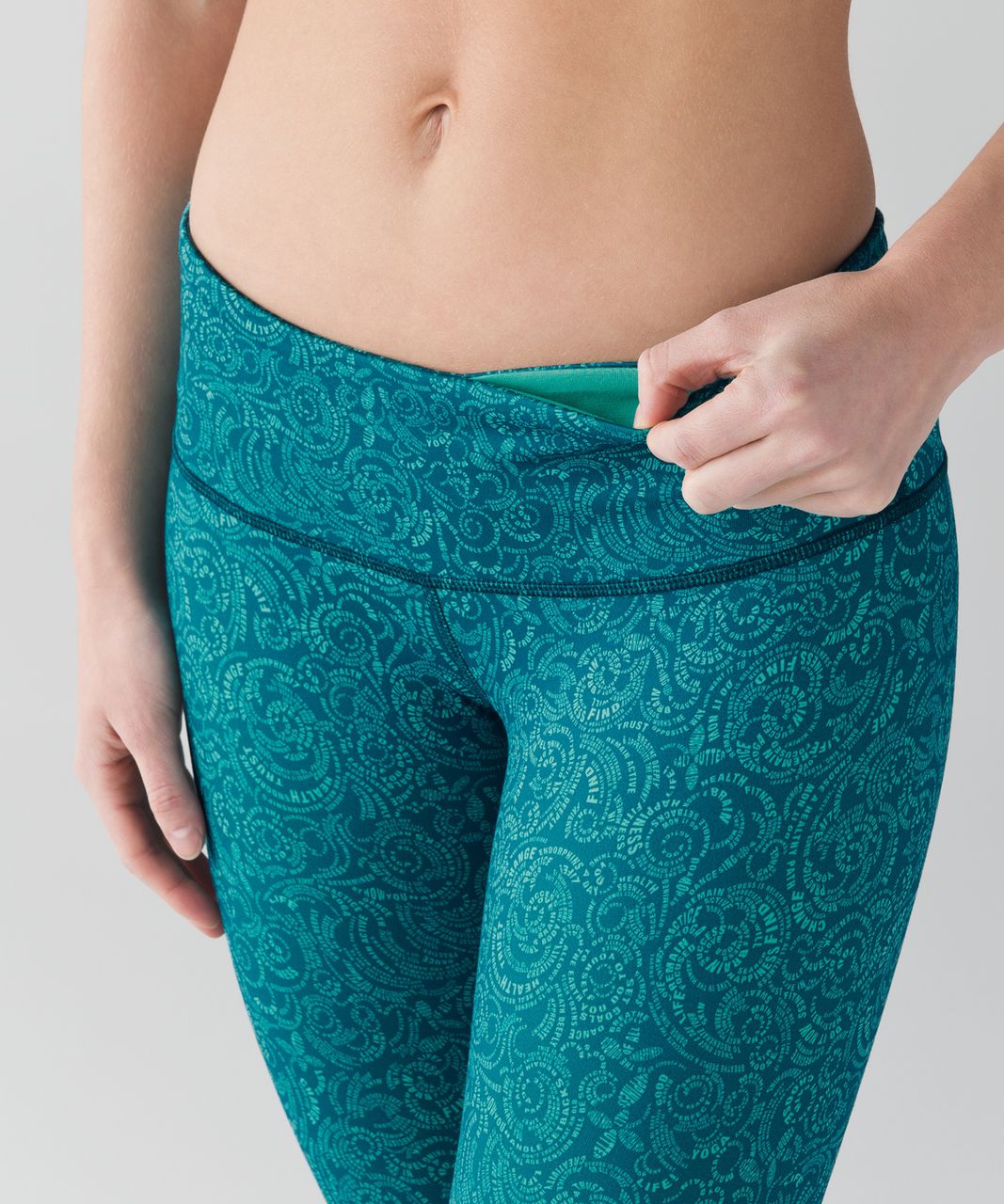 Lululemon Wunder Under Crop III - Foli Manifesto Bali Breeze