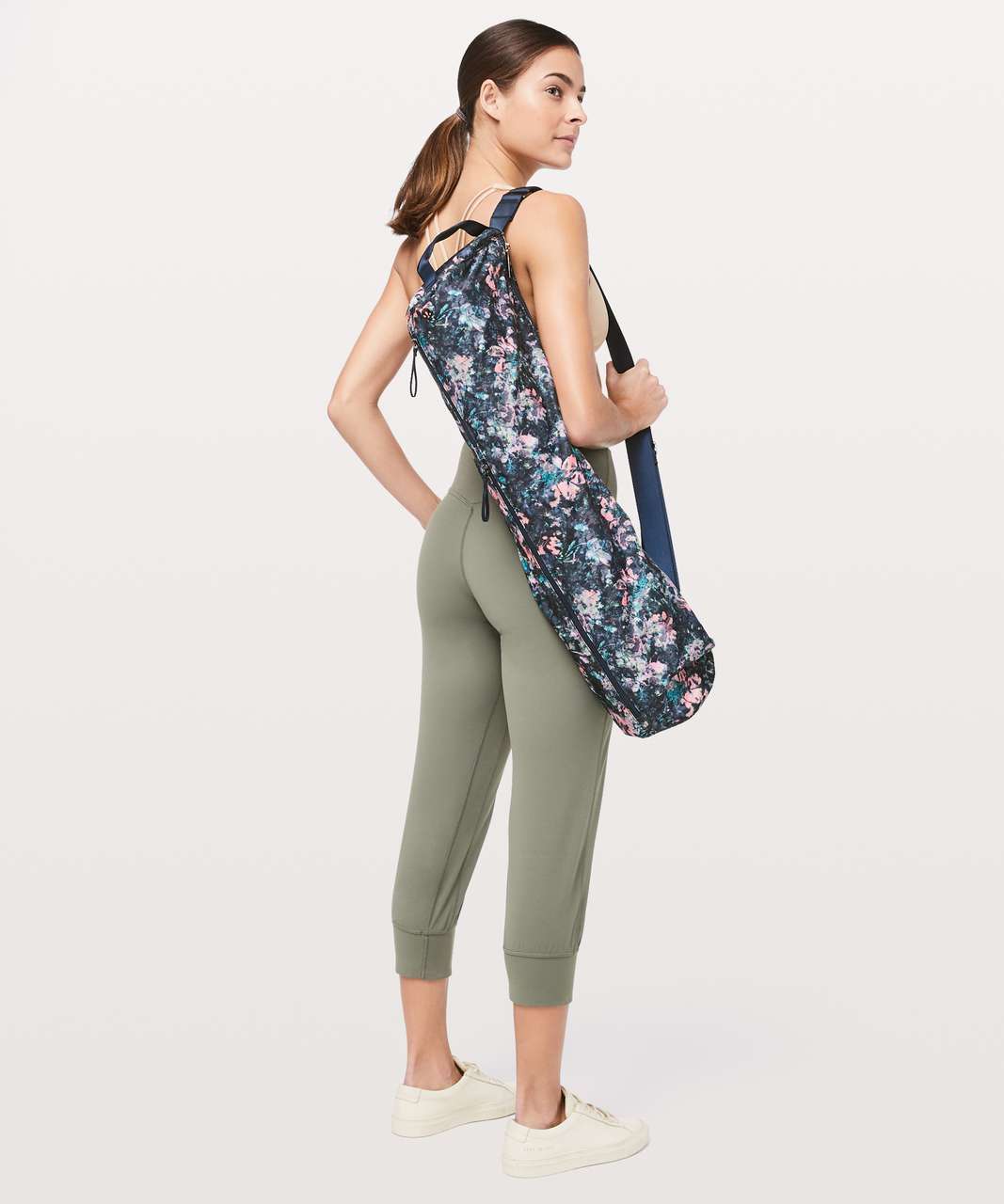 LULULEMON ATHLETICS 26 X 71 YOGA MAT CARRYING BAG FLORAL RARE!