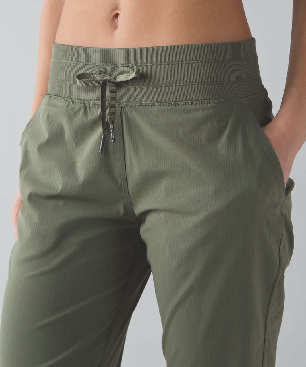 Lululemon Studio Crop II - Fatigue Green