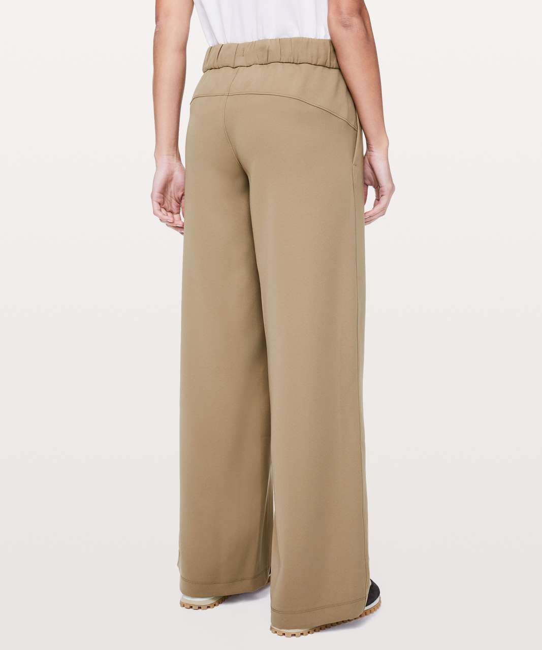 Lululemon On the Fly Wide-Leg Pant *Woven - Dark Olive - lulu fanatics