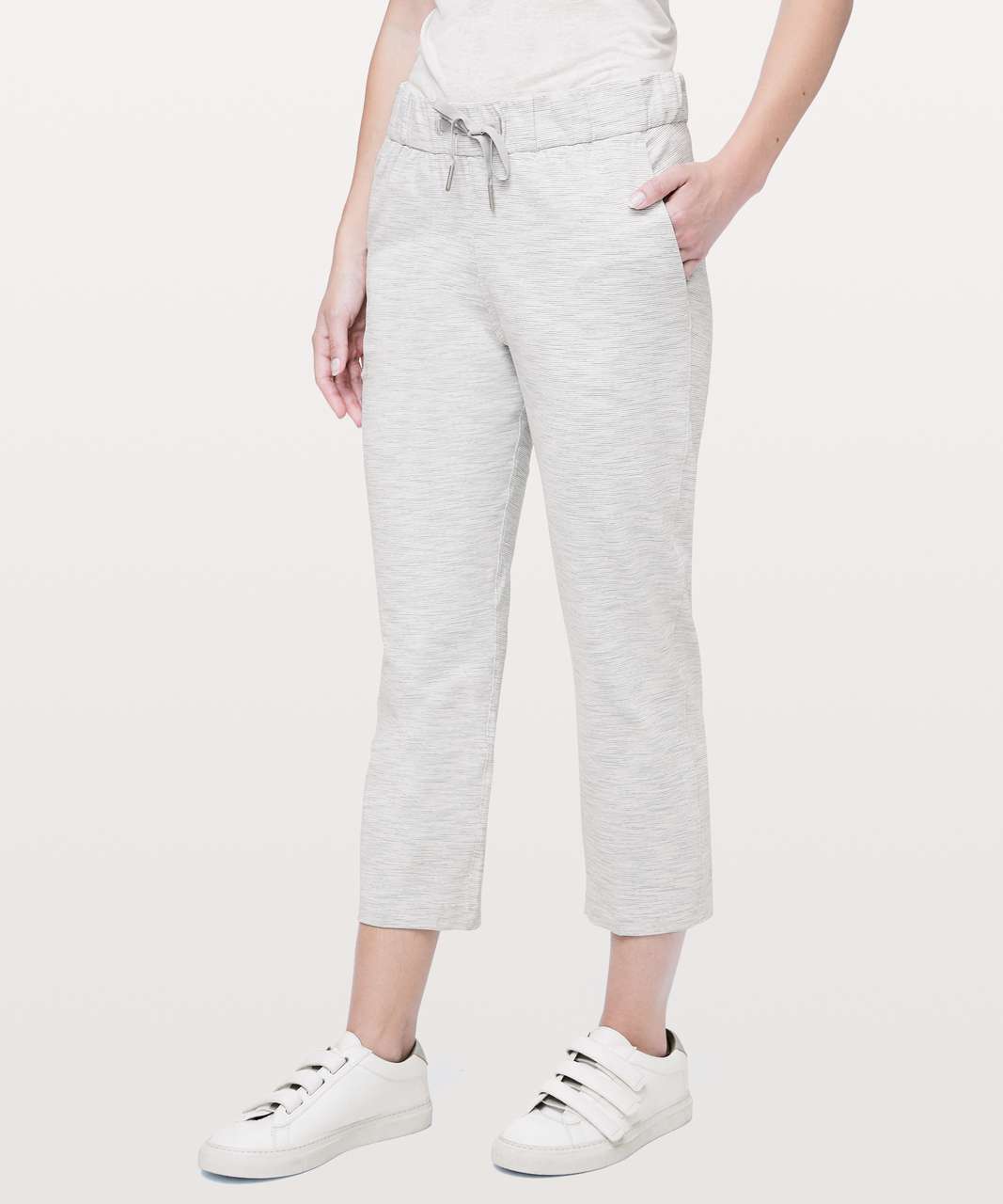 lululemon athletica, Pants & Jumpsuits, Lululemon On The Fly Pant Size  4wee Are From Space Nimbus Battleship Ice Grey