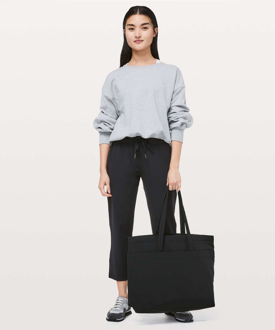 Lululemon On My Level Tote *Large 15L - Black (First Release 