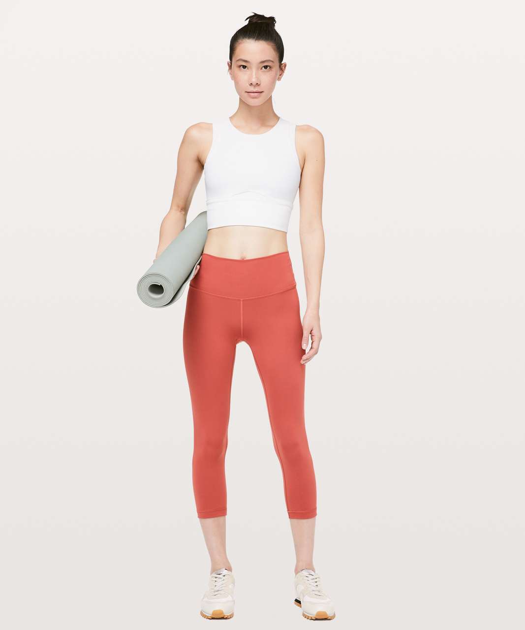 MISTY GLADE BASE PACES & Kick Swerve Tank in Raw linen 🥵😍🙌🏻 :  r/lululemon