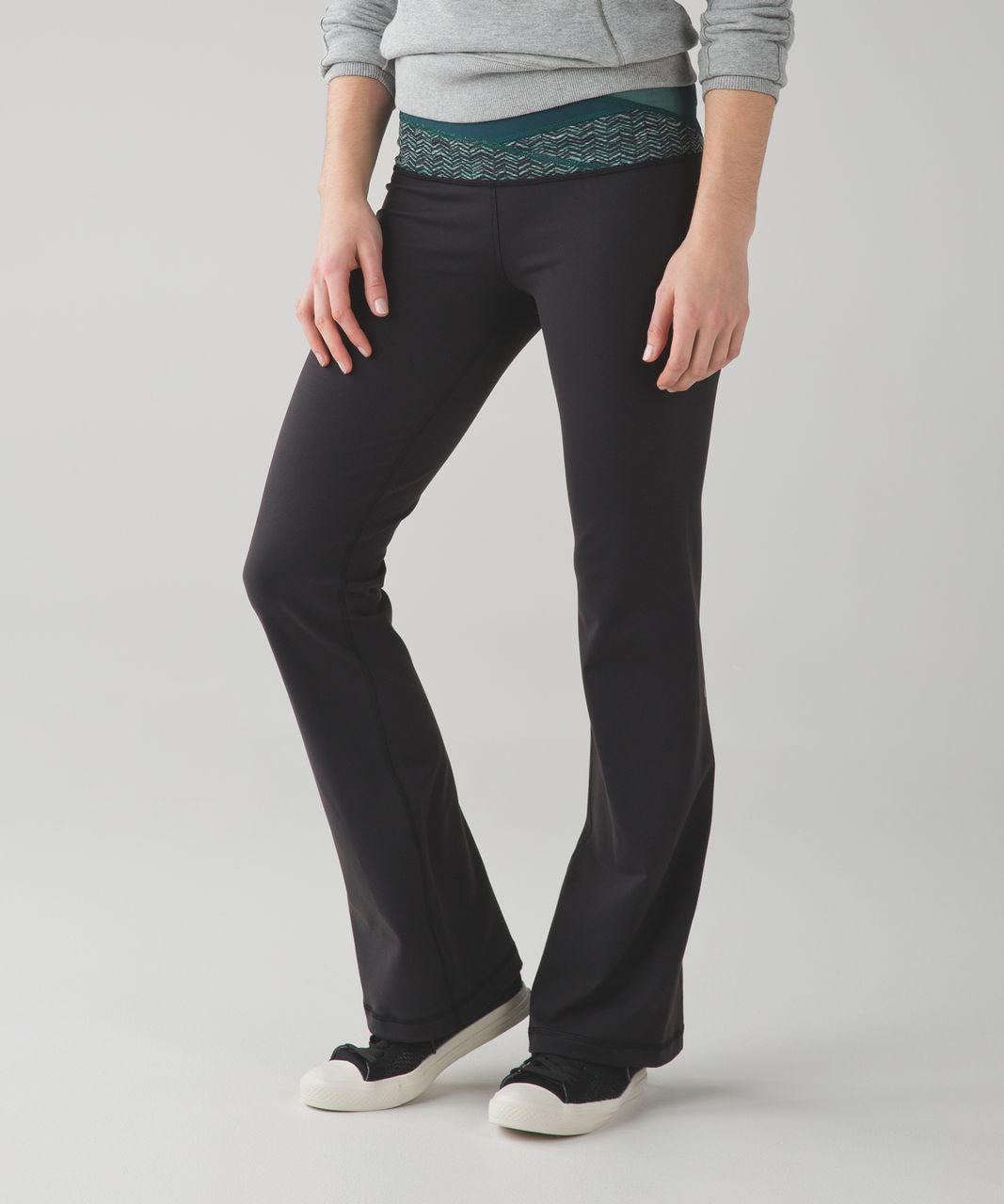 Lululemon Groove Pant III (Regular) - Black / Deep Green / Sea Mist ...