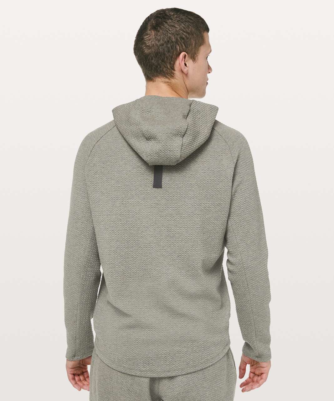 Get centred hoodie size 8 grey sage! The arms are the perfect length and it  is still cropped on me. I'm 5'7”, 160-170 lbs, I think the size smaller  wouldn't have worked