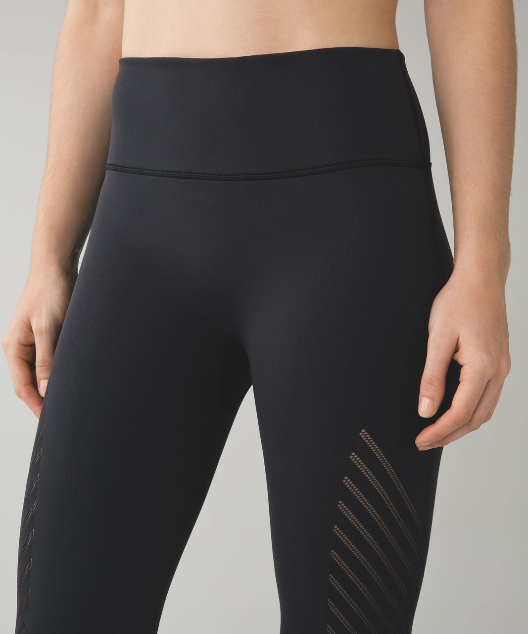 Lululemon Enlighten Crop - Black