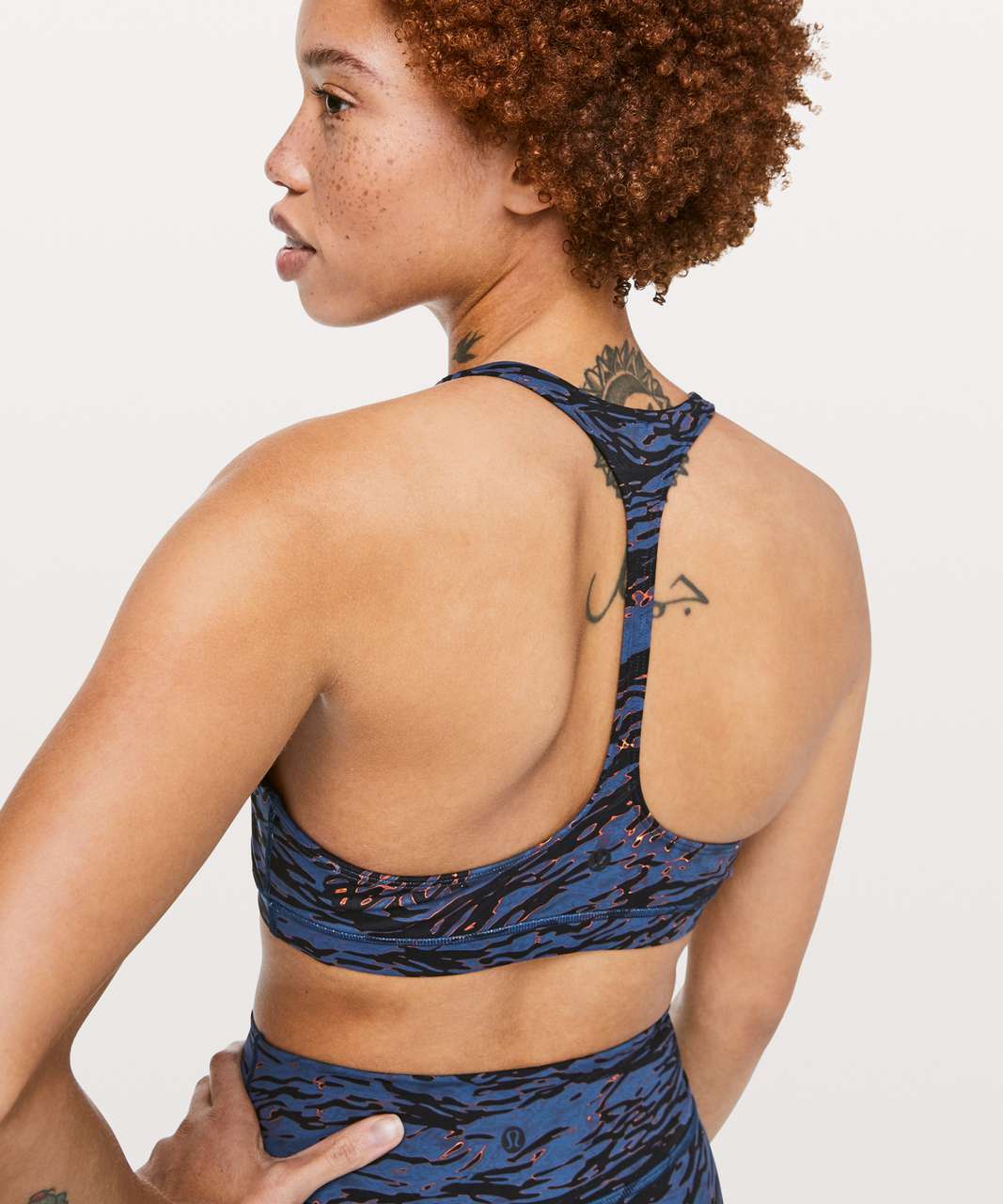 Lululemon lab Embossed Nulu Cross-Back Yoga Bra