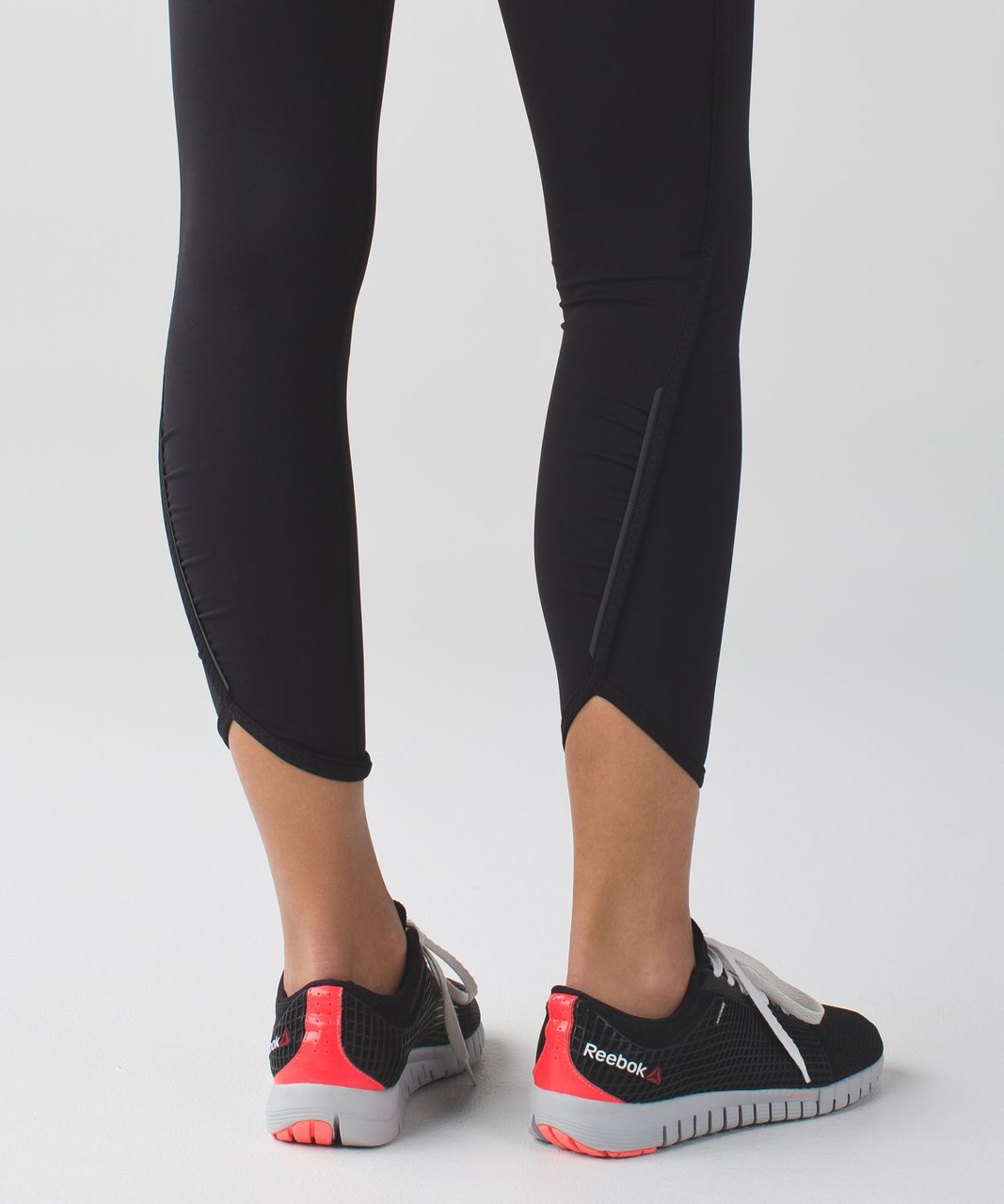 Lululemon 4 Real Quick Tight, 7/8 leggings, Miss Mosaic White/ Posey Black