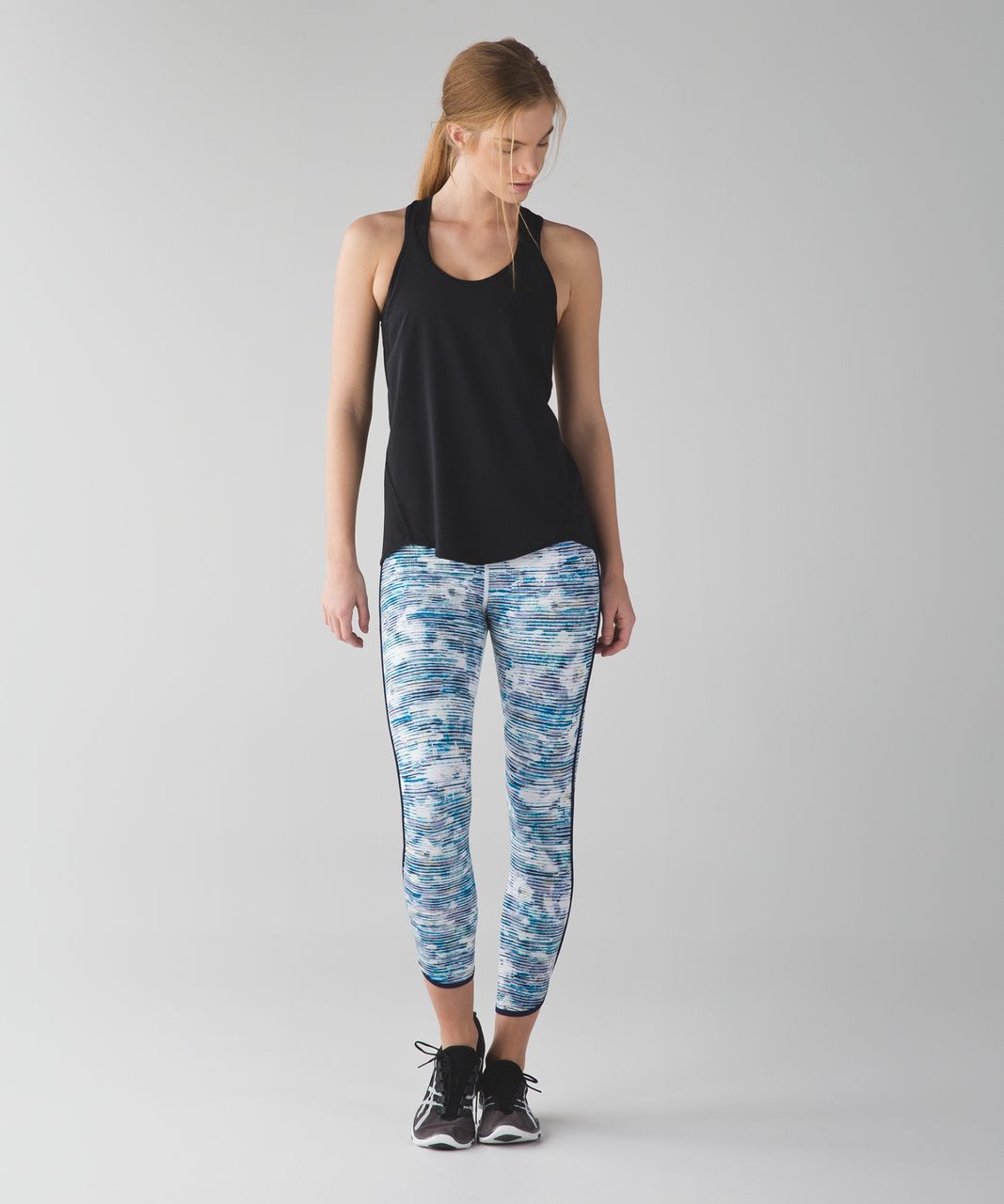 Lululemon Real Quick Tight - Blurry Belle Multi / Hero Blue