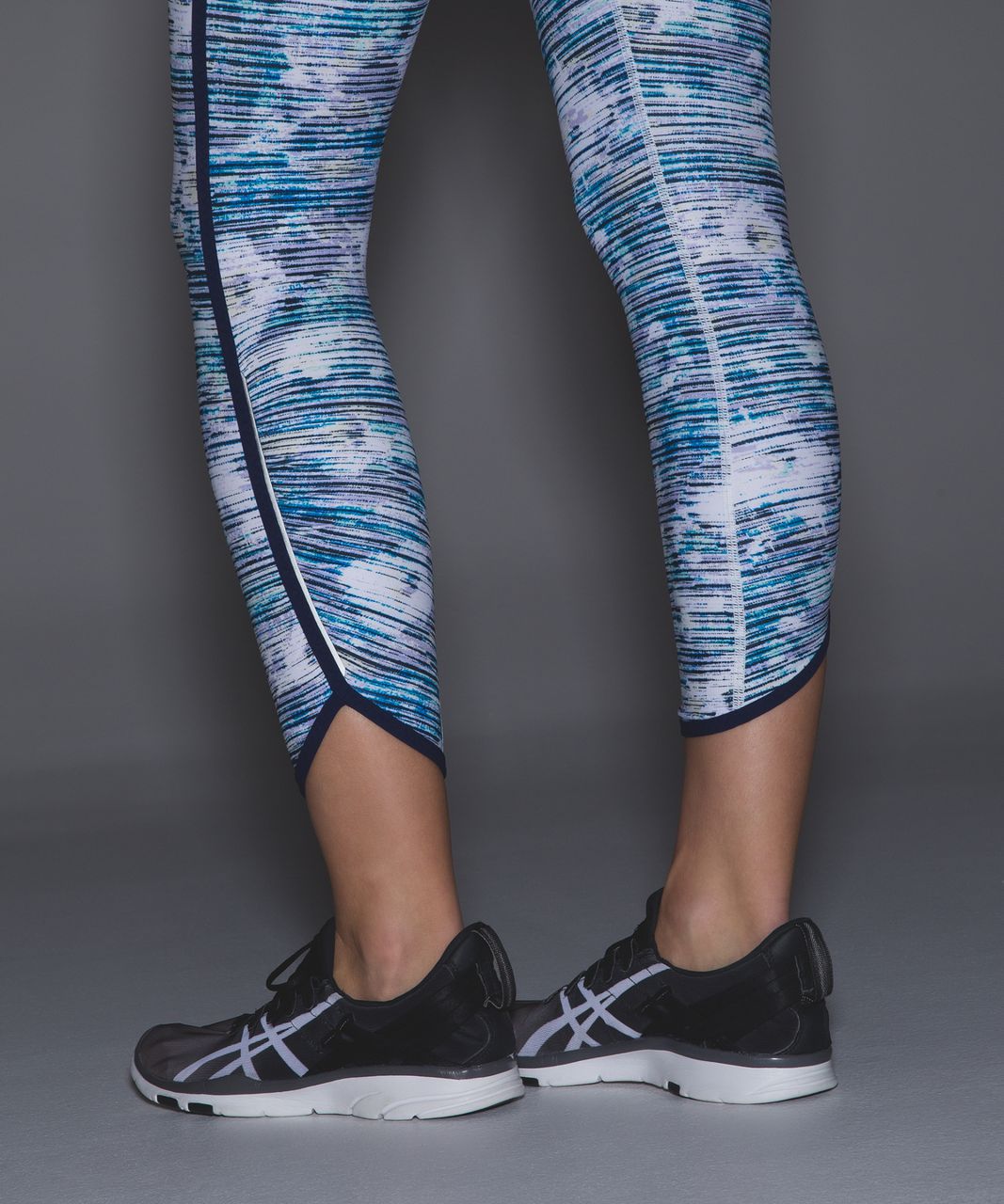 Lululemon Real Quick Tight - Blurry Belle Multi / Hero Blue