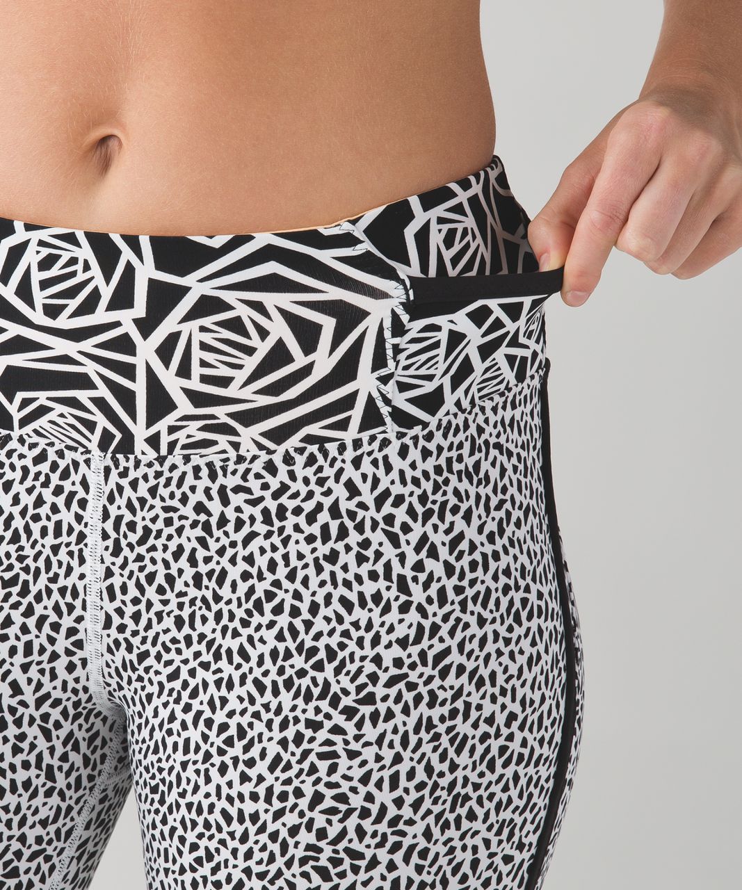 Lululemon Real Quick Tight - Miss Mosaic White / Posey Black White