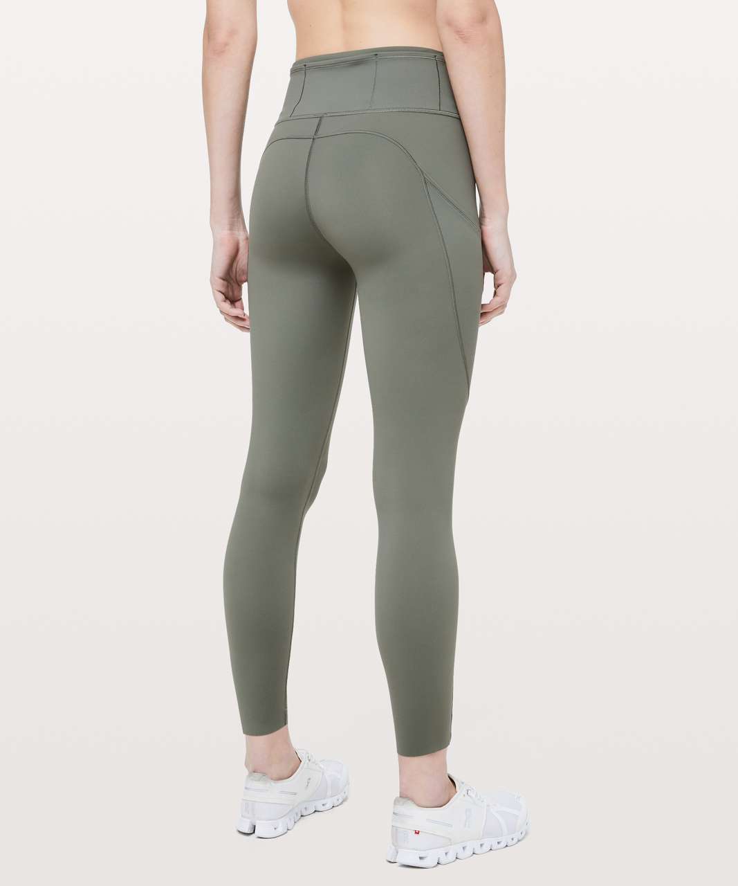 Colour Comparison Request: Align leggings in Heathered Grey Sage vs.  Heathered Graphite grey — if anyone would post a comparison between these  two in bright/natural lighting , it would be much appreciated!