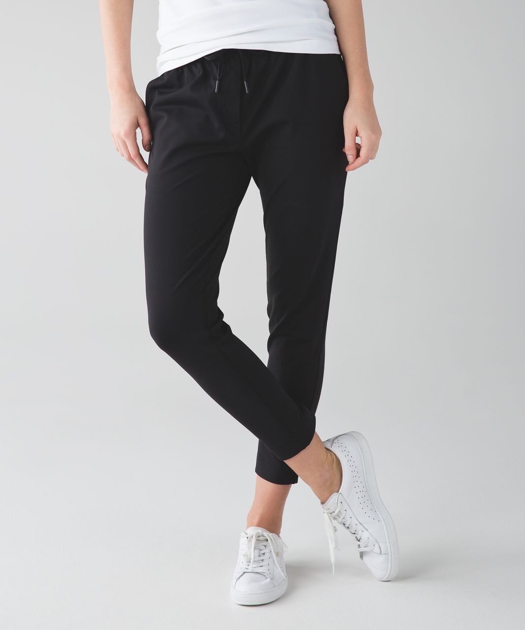 Lululemon • Jet Crop (Slim) pant Heathered Battleship grey jogger ankle  Size 8 - $67 - From Ellen