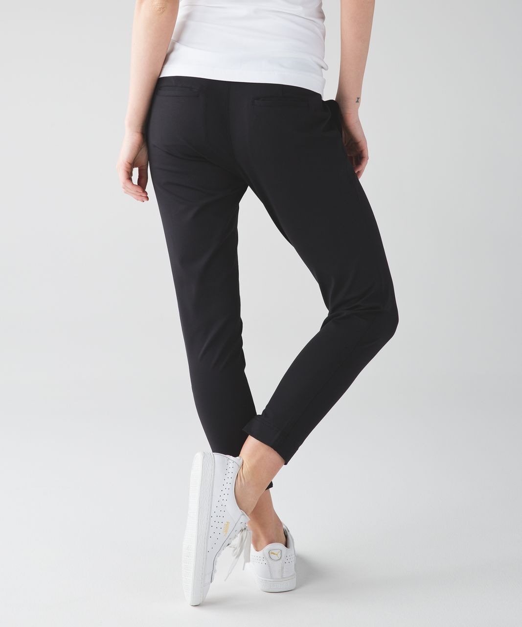 Jet Crop - Resale  lululemon like new