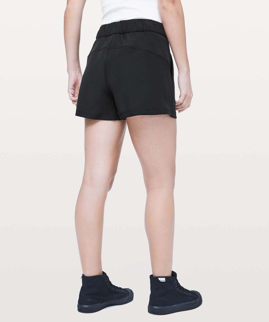 Lululemon On The Fly Short *Woven *2.5" - Black