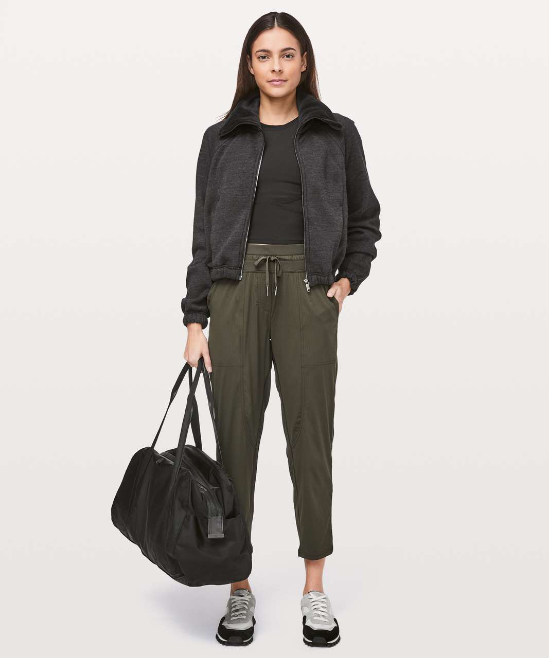 Olive Green Pleated Cropped Peg Trousers – SASE STUDIO