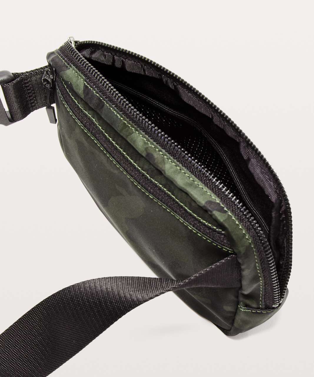Lululemon Everywhere Belt Bag *1L - Woodland Camo Gator Green Dark Olive / Black