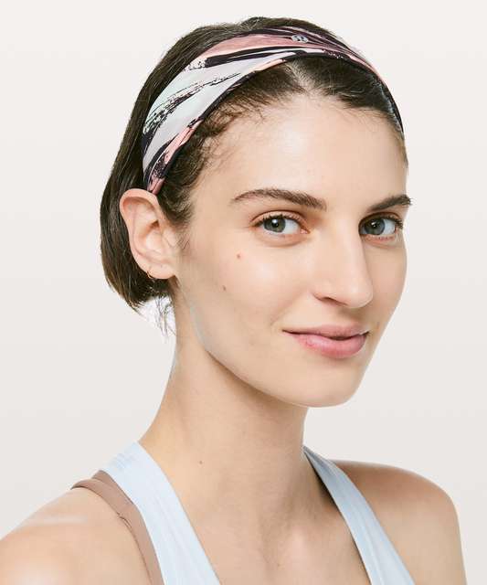 Lululemon Fly Away Tamer Headband II (Wee are from Space Nimbus