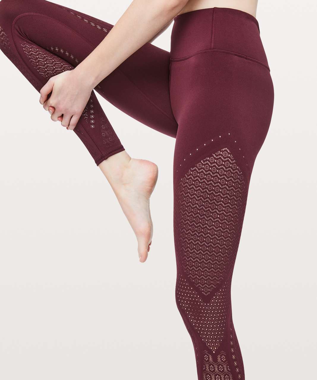 NEW LULULEMON Reveal Tight 28 Mesh Stripes 2 Marvel