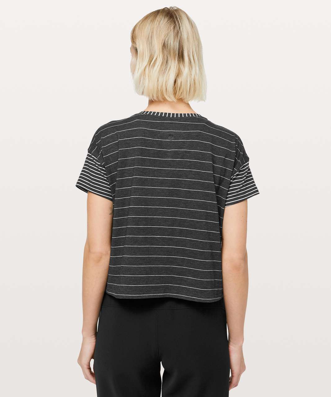 Lululemon Cates Tee - Short Serve Stripe Heathered Black White / Modern Stripe Heathered Black White